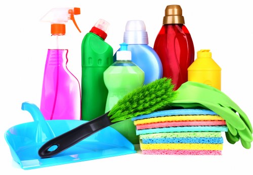 Professional end of tenancy cleaning in a Kensington rental property